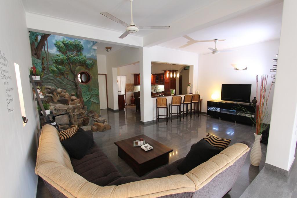 Angel Villa Negombo Bagian luar foto